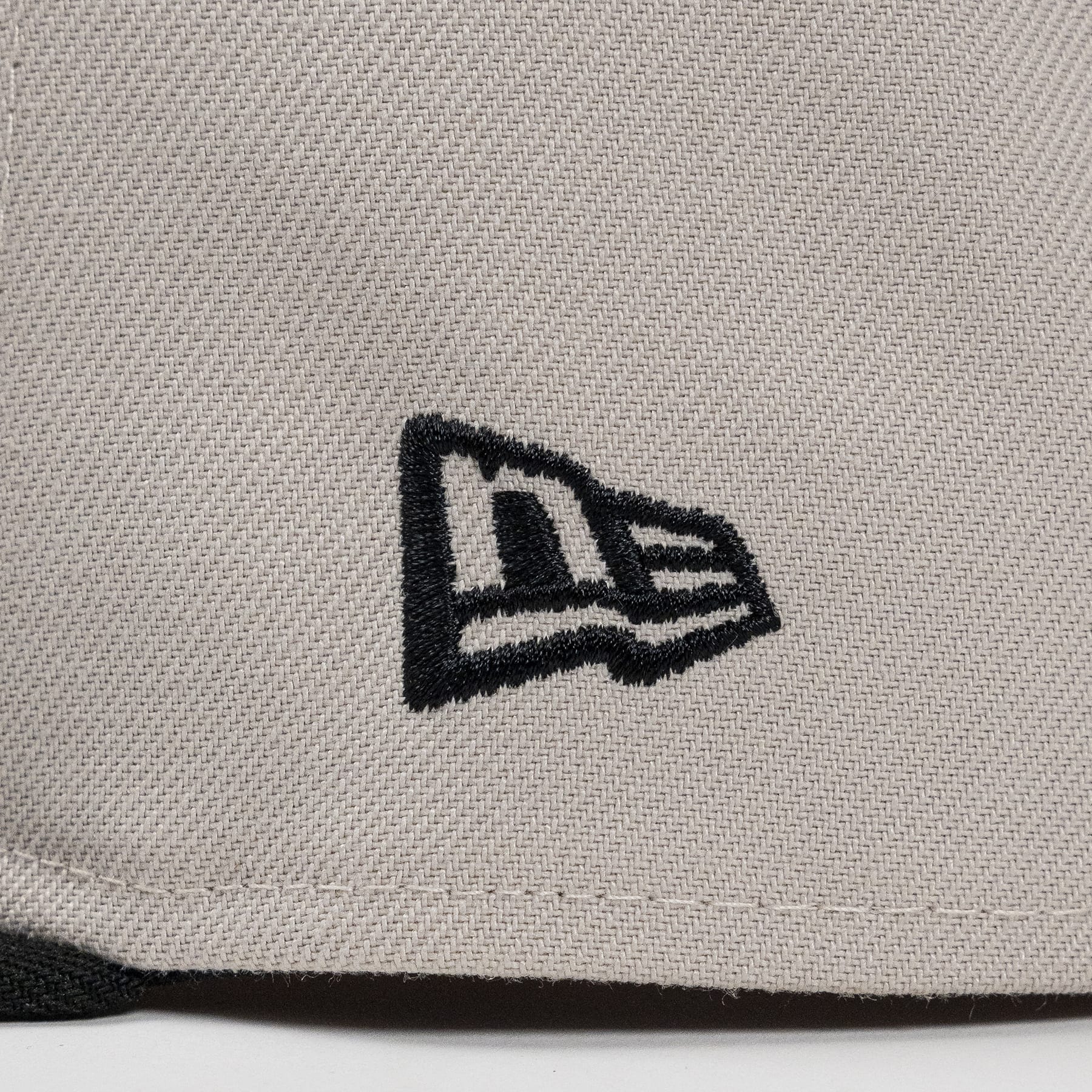 Cartoon Connection Mariners 59FIFTY Stone New Era Hat