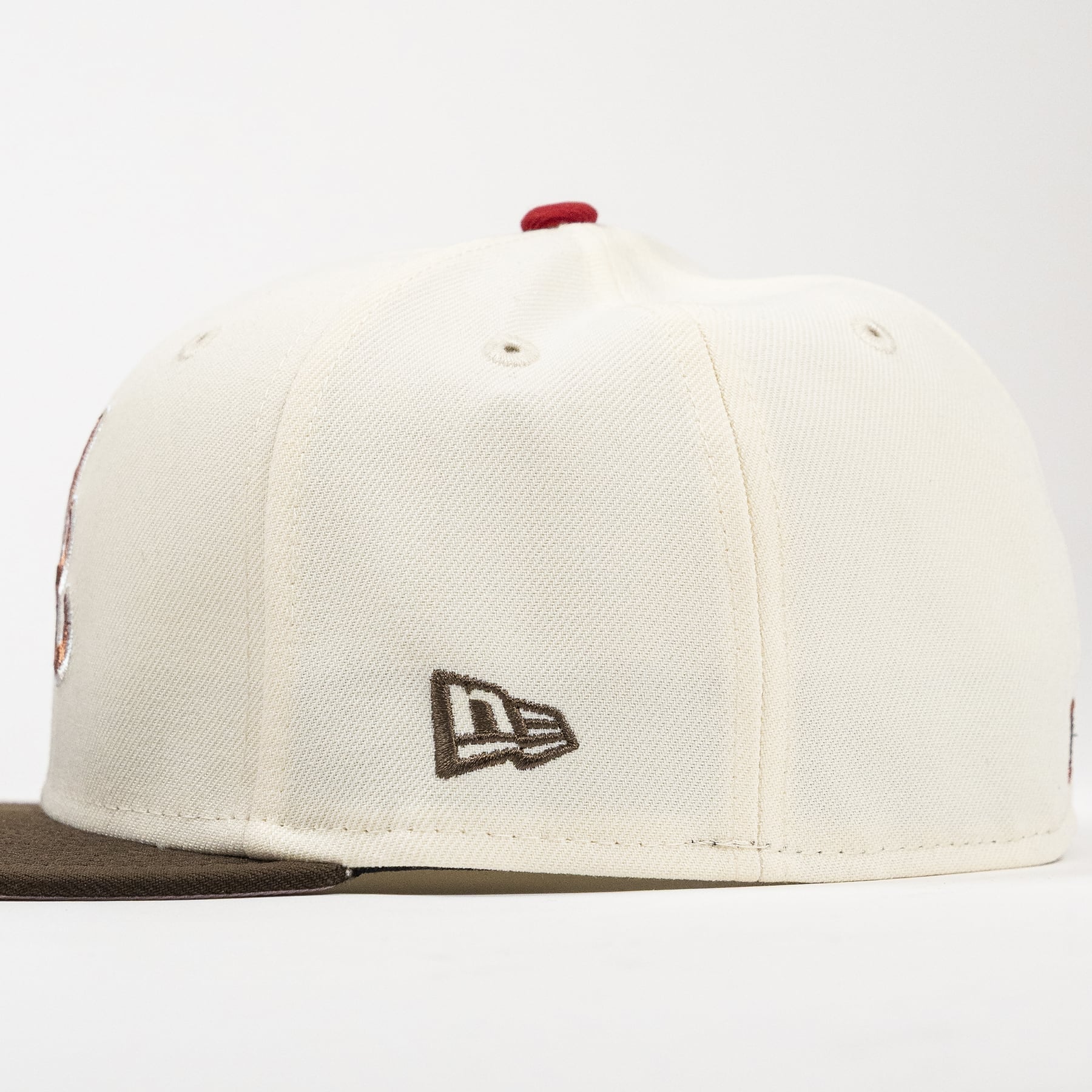 Atlanta Braves 00 ASG 59FIFTY Chrome/Brown New Era Hat