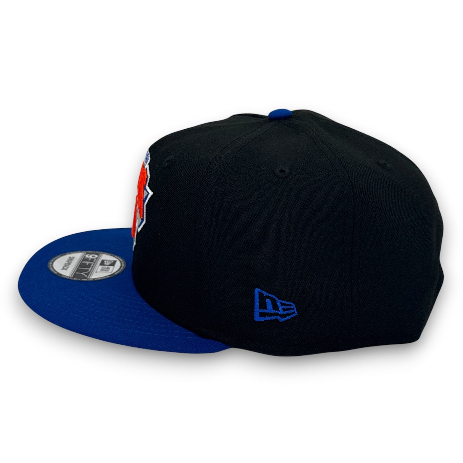 NY Knicks New Era 9FIFTY Black Snapback Hat