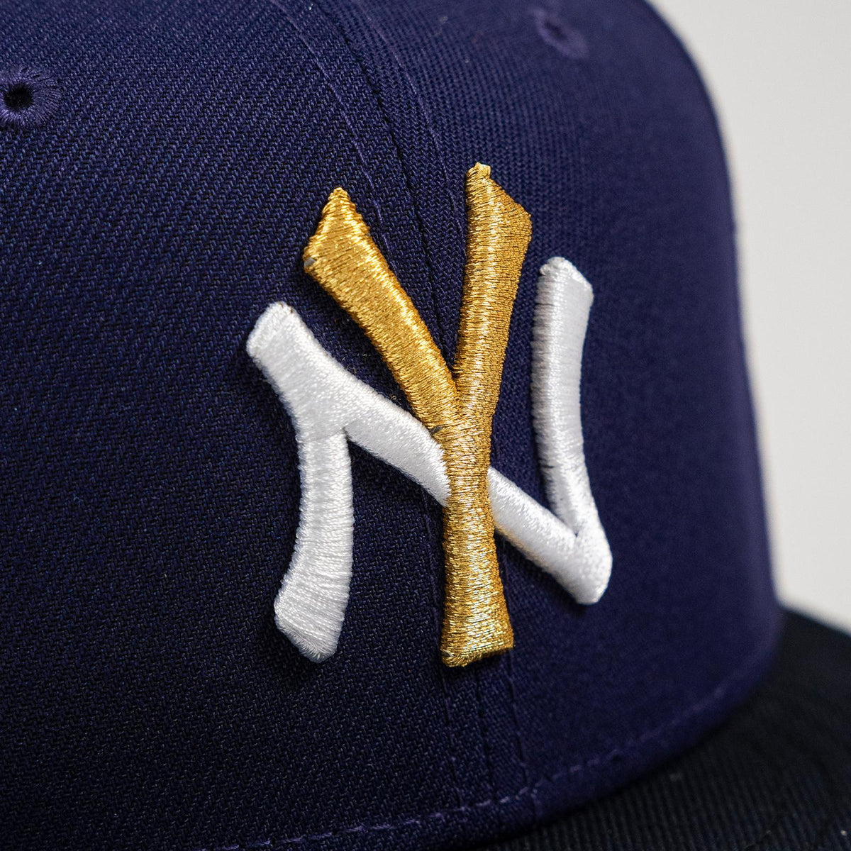 Waluigi NY Yankees 25th 59FIFTY New Era Purple Hat